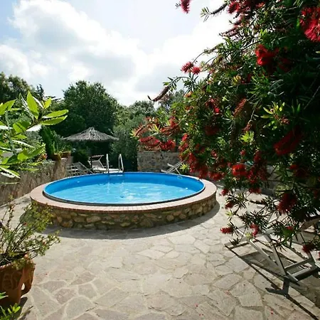 Holiday home Ginestra A 