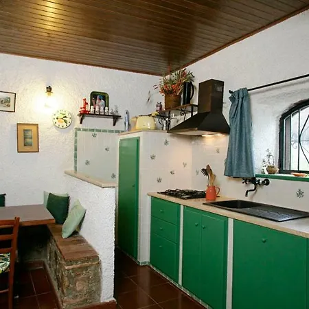 Holiday home Ginestra A 